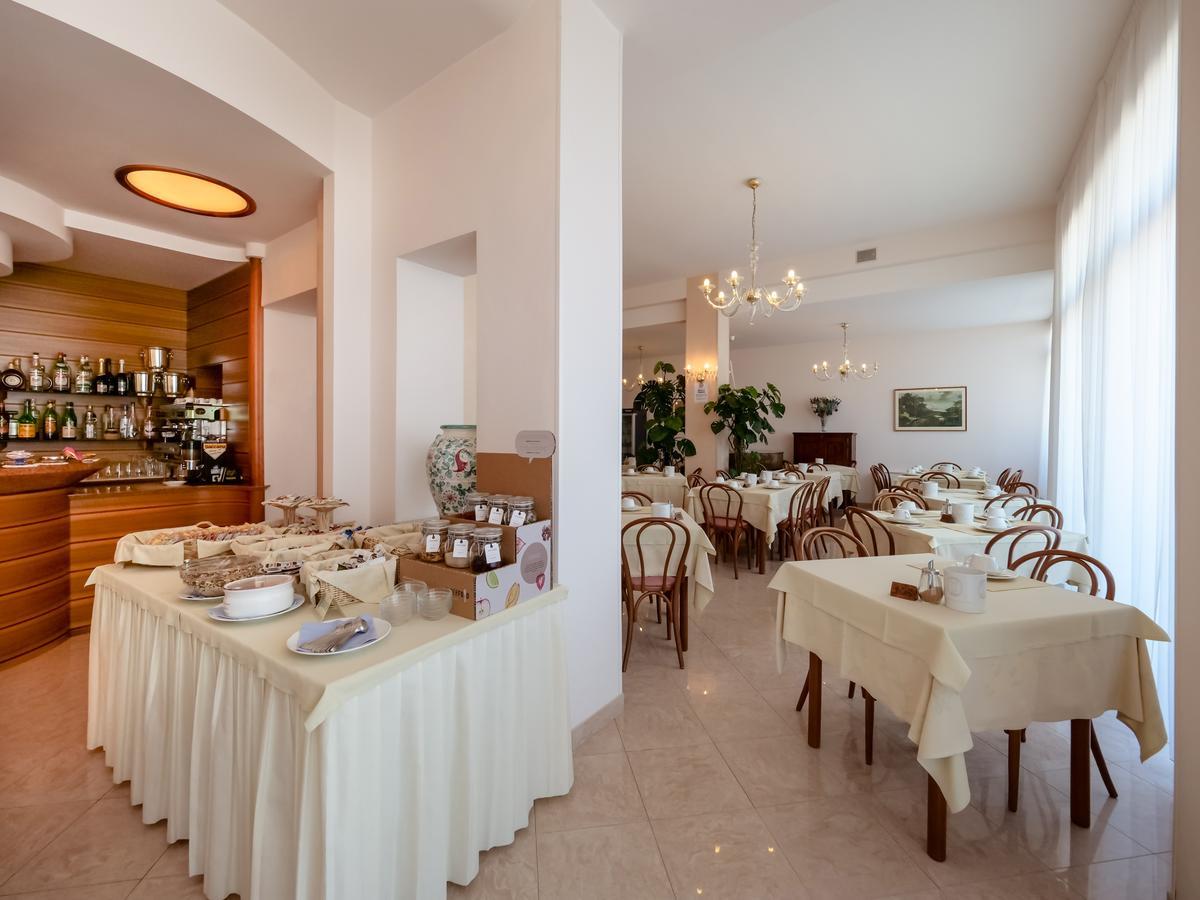 Hotel De La Ville Senigallia Zewnętrze zdjęcie