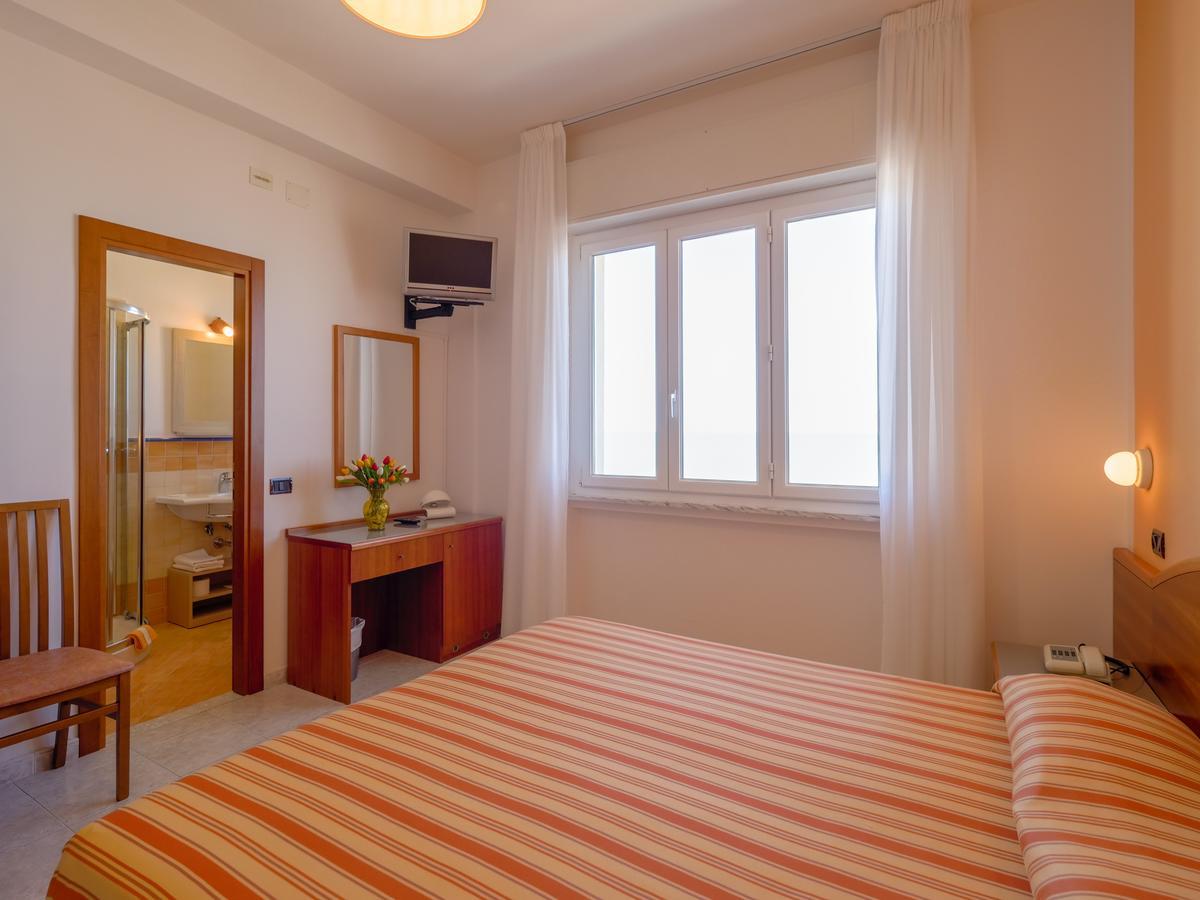 Hotel De La Ville Senigallia Zewnętrze zdjęcie